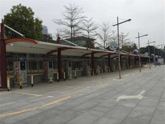 停車場膜結構