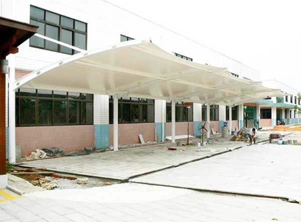 四川PTFE膜結(jié)構(gòu)自行車棚：蜀地車棚，品質(zhì)之選