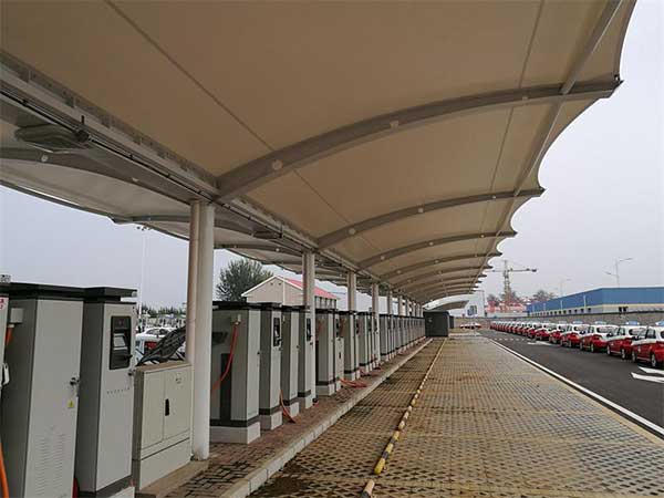 PTFE膜結(jié)構(gòu)施工全流程揭秘：從現(xiàn)場(chǎng)勘測(cè)到竣工驗(yàn)收的關(guān)鍵節(jié)點(diǎn)